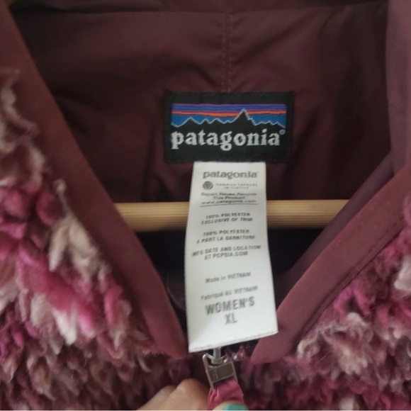 Patagonia - Fleece Retro X Deep Pile Southwest Sherpa Hooded Jacket Purple/Red - Picture 8 of 9